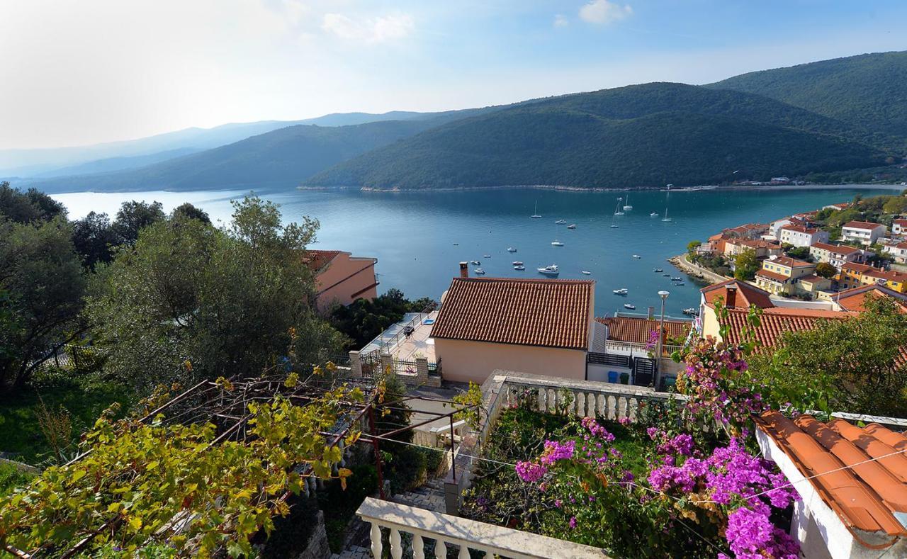 Apartments Plominska 938 Rabac Exteriör bild