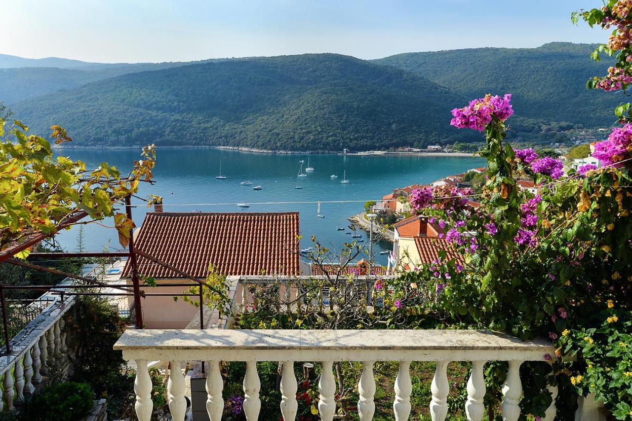 Apartments Plominska 938 Rabac Exteriör bild